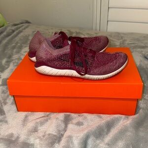 Free Run Flyknit Shoes